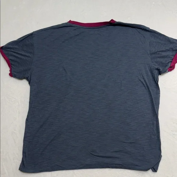 NATURAL LIFE Charcoal Gray and Cranberry Short Sleeve Tee - Picture 4 of 6